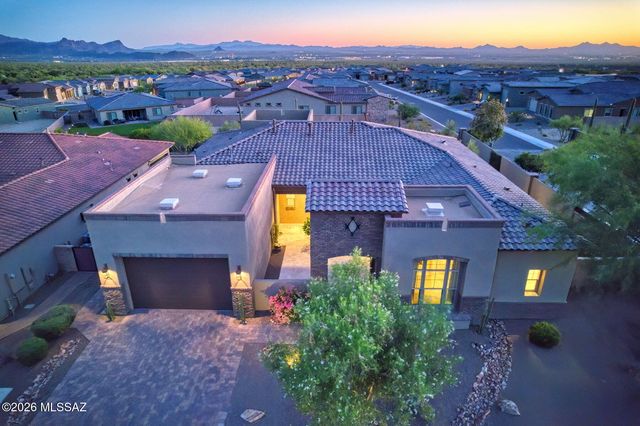 6445 W Triangle Cross Way, Marana, AZ 85658