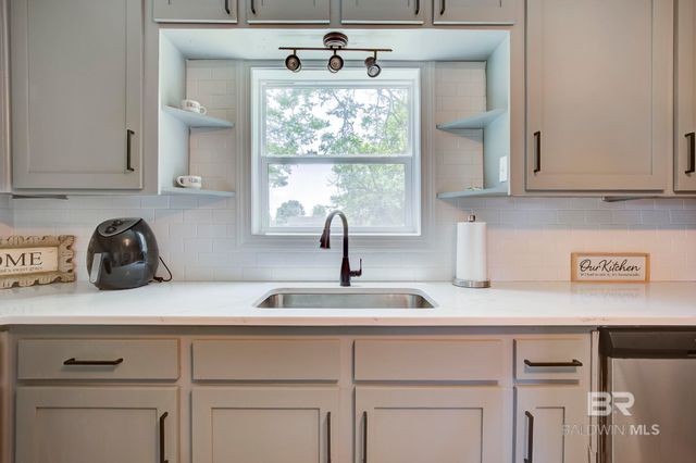 120 WALKER Street, Monroeville, AL 36460