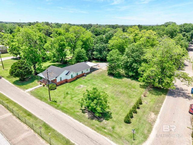 120 WALKER Street, Monroeville, AL 36460