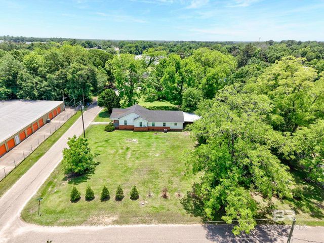 120 WALKER Street, Monroeville, AL 36460