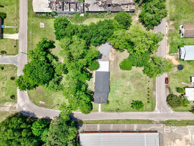 120 WALKER Street, Monroeville, AL 36460