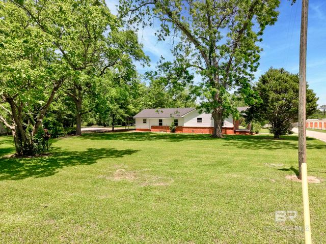 120 WALKER Street, Monroeville, AL 36460