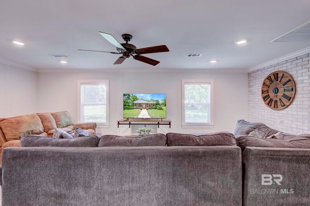 120 WALKER Street, Monroeville, AL 36460