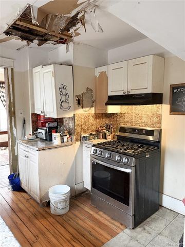 1506 Gainey Avenue, Flint, MI 48503