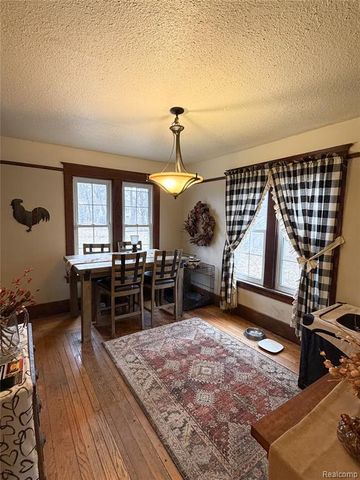 1506 Gainey Avenue, Flint, MI 48503