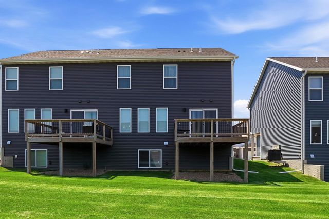 4157 Omaha Avenue, Waterloo, IA 50702