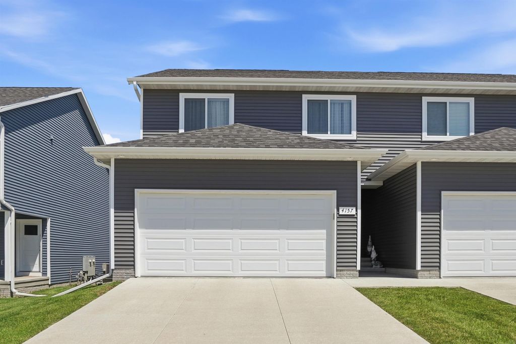 4157 Omaha Avenue, Waterloo, IA 50702
