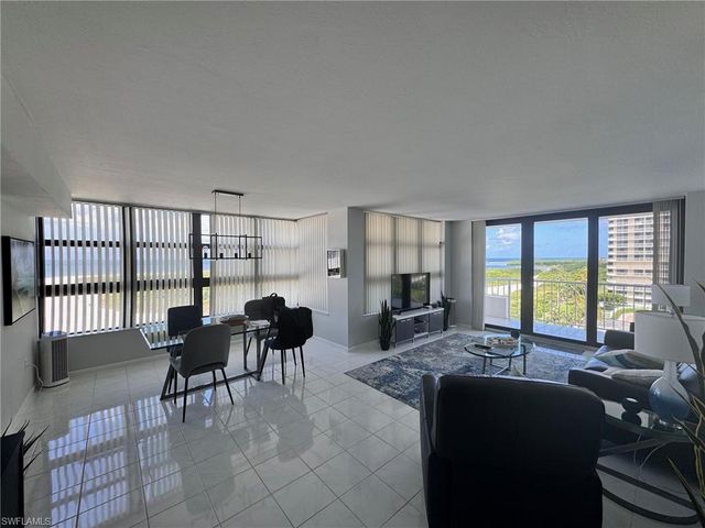 320 Seaview Ct Apt 712, Marco Island, FL 34145