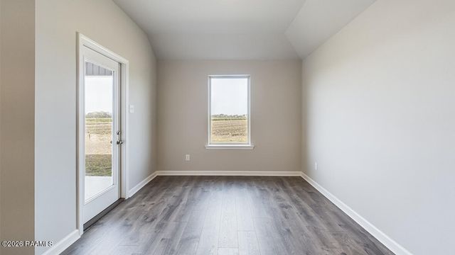 155 Cottage Cove Drive, Maurice, LA 70555