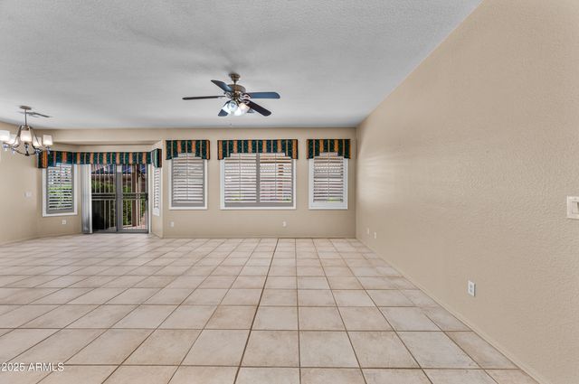 6963 S NANTUCKET Street, Chandler, AZ 85249