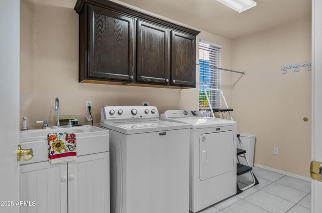 6963 S NANTUCKET Street, Chandler, AZ 85249