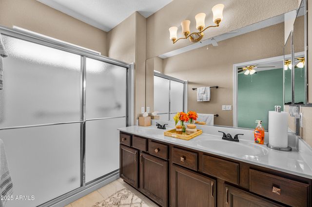 6963 S NANTUCKET Street, Chandler, AZ 85249