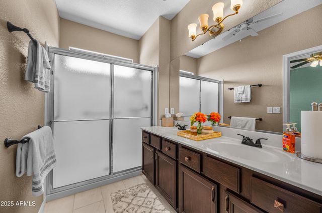 6963 S NANTUCKET Street, Chandler, AZ 85249