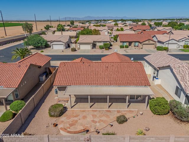 6963 S NANTUCKET Street, Chandler, AZ 85249