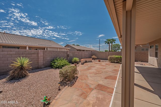 6963 S NANTUCKET Street, Chandler, AZ 85249