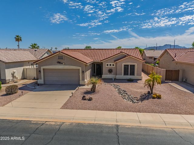 6963 S NANTUCKET Street, Chandler, AZ 85249