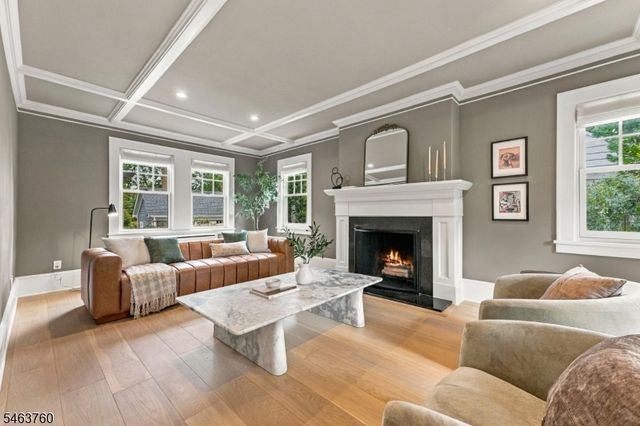 224 N Chestnut St, Westfield Town, NJ 07090