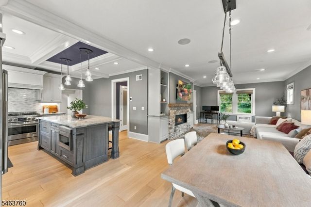 224 N Chestnut St, Westfield Town, NJ 07090
