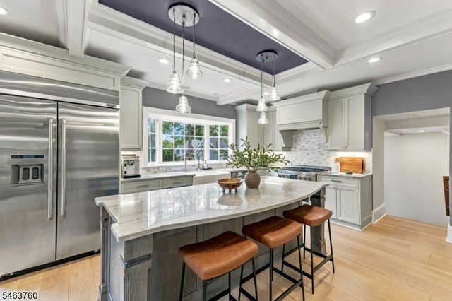 224 N Chestnut St, Westfield Town, NJ 07090