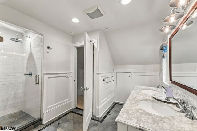 224 N Chestnut St, Westfield Town, NJ 07090