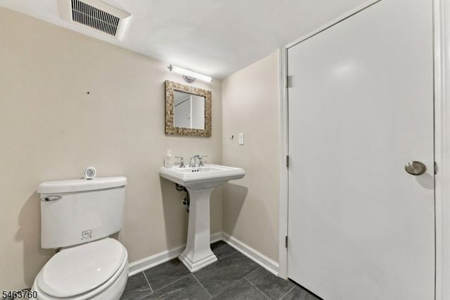 224 N Chestnut St, Westfield Town, NJ 07090