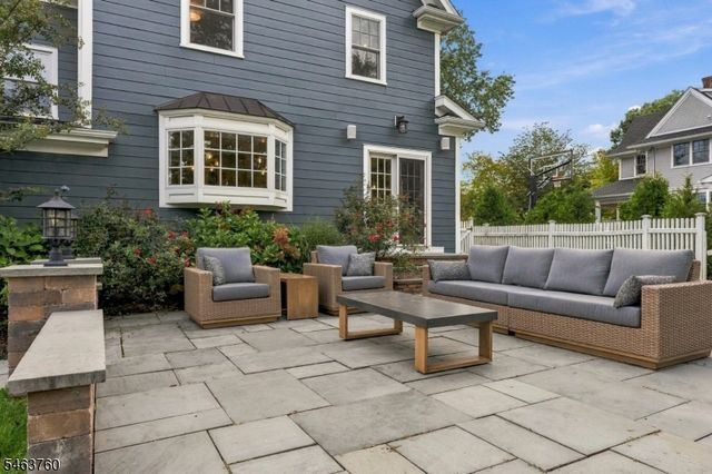 224 N Chestnut St, Westfield Town, NJ 07090