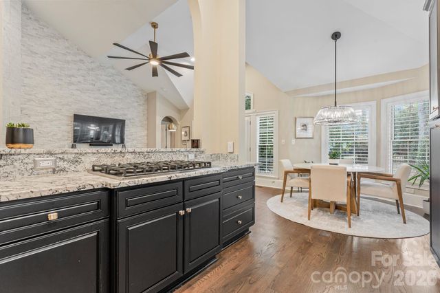 17411 Summer Place Drive, Cornelius, NC 28031