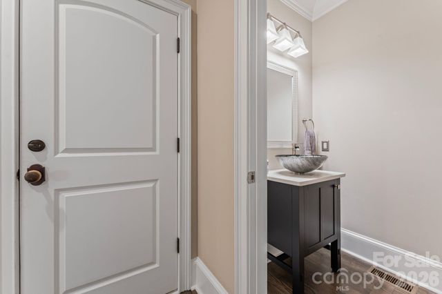 17411 Summer Place Drive, Cornelius, NC 28031