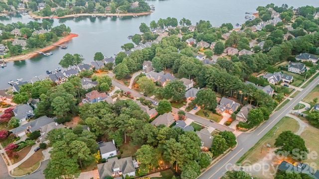 17411 Summer Place Drive, Cornelius, NC 28031