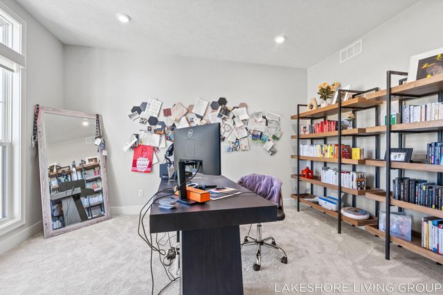 13059 Pine Glen Drive, Grand Haven Twp, MI 49417