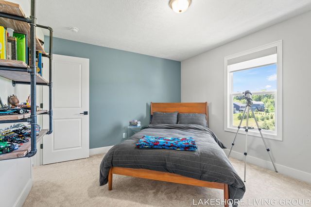 13059 Pine Glen Drive, Grand Haven Twp, MI 49417