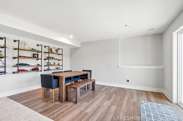 13059 Pine Glen Drive, Grand Haven Twp, MI 49417