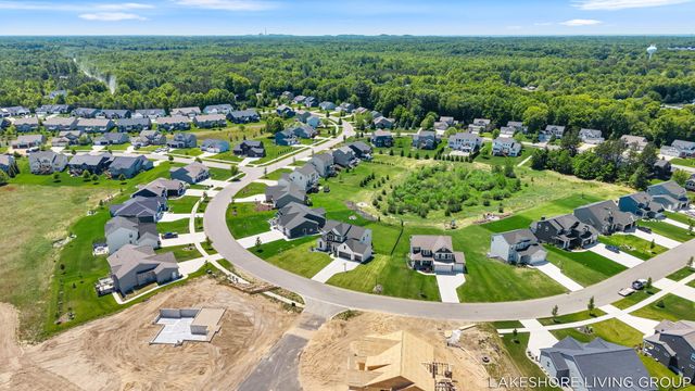 13059 Pine Glen Drive, Grand Haven Twp, MI 49417