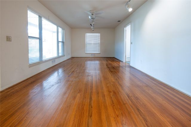 6660 Santa Anita Drive, Dallas, TX 75214