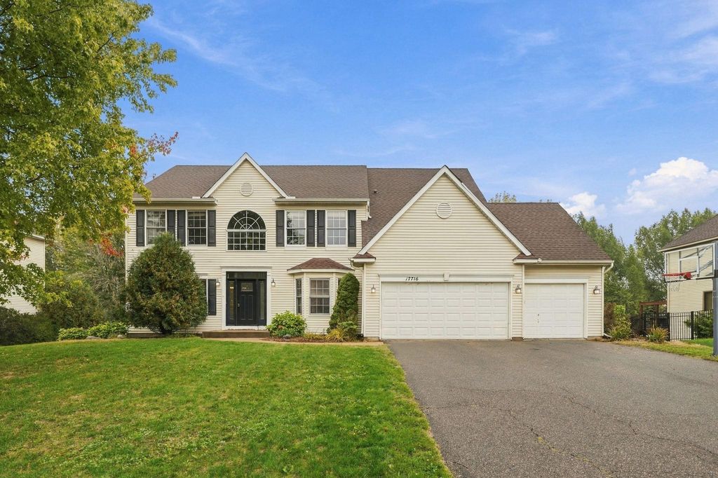 17716 Hyde Park Avenue, Lakeville, MN 55044 — exterior