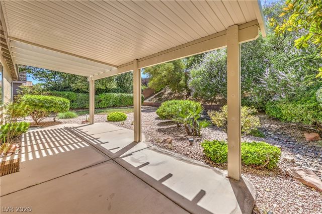 3713 Spring Shadow Road, Las Vegas, NV 89129