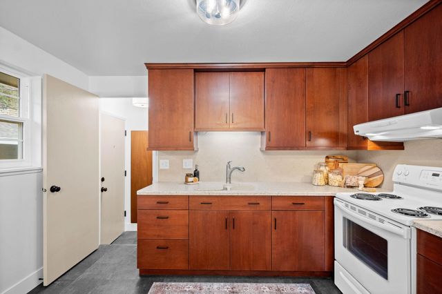 4203 E 16TH Ave, Spokane, WA 99223