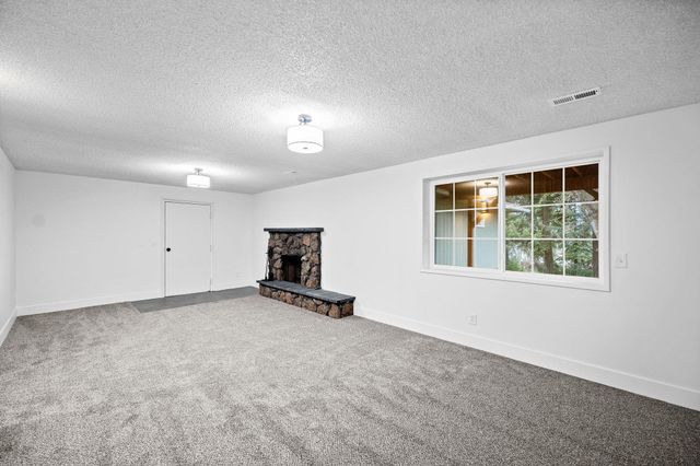 4203 E 16TH Ave, Spokane, WA 99223