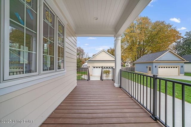 905 S Sherrin Ave, Louisville, KY 40207