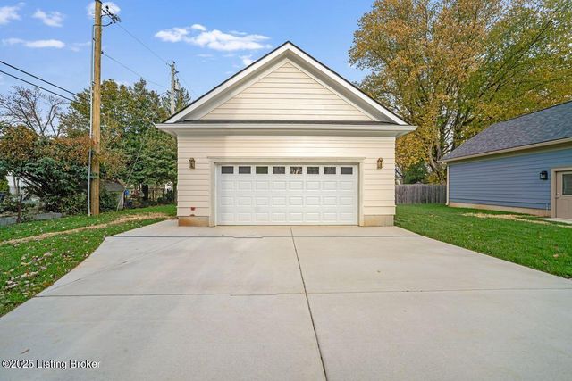 905 S Sherrin Ave, Louisville, KY 40207