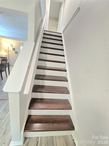 9432 Lexington Circle A, Charlotte, NC 28213