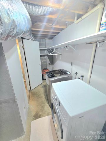 9432 Lexington Circle A, Charlotte, NC 28213