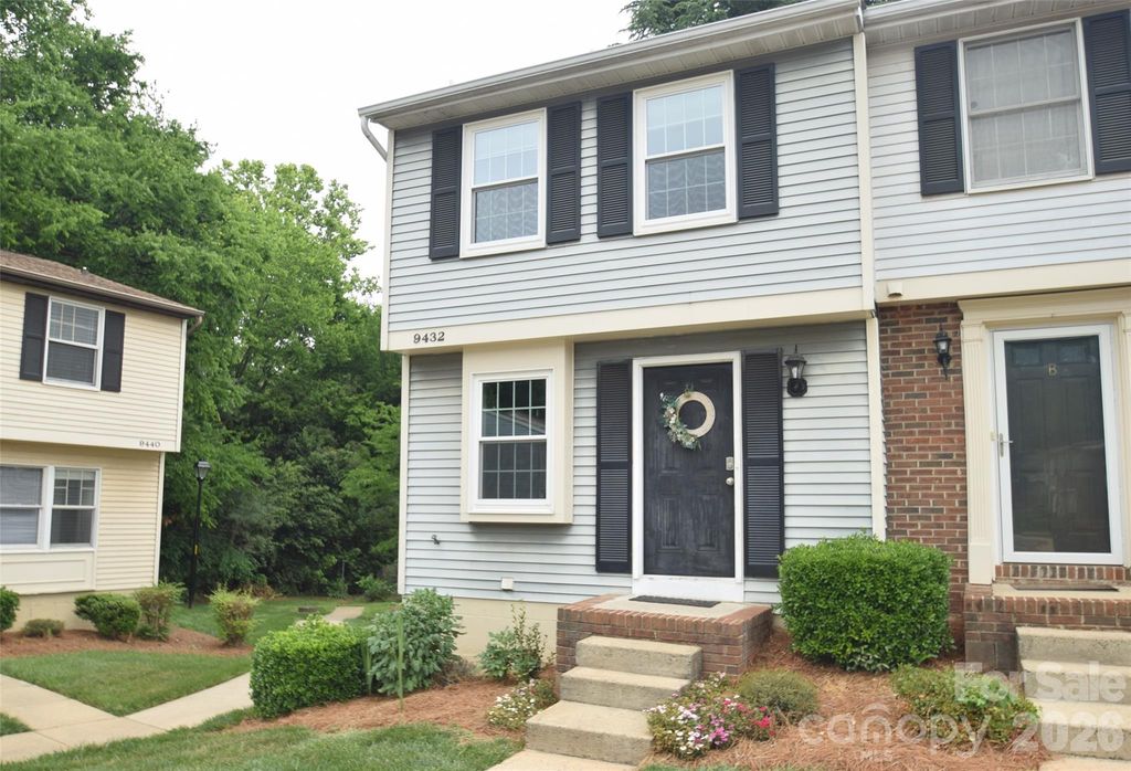 9432 Lexington Circle A, Charlotte, NC 28213
