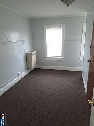 163-165 Central Avenue 2W, Hackensack, NJ 07601
