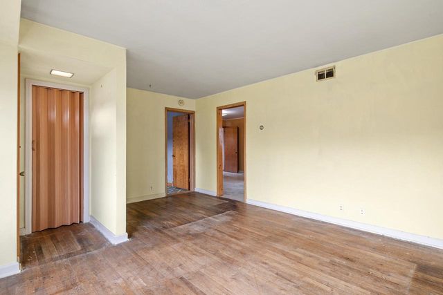 1330 Mayflower AVENUE, Sheboygan, WI 53083