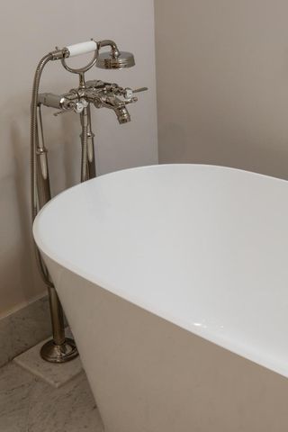 450 FIRST 208, Los Altos, CA 94022