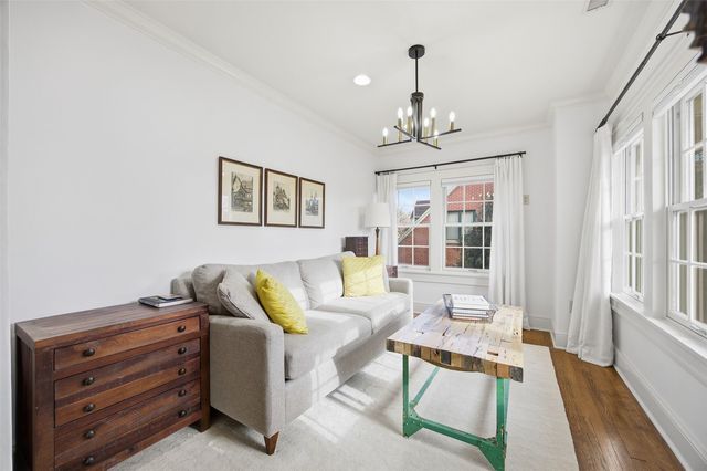 2249 Grande Avenue SE, Cedar Rapids, IA 52403