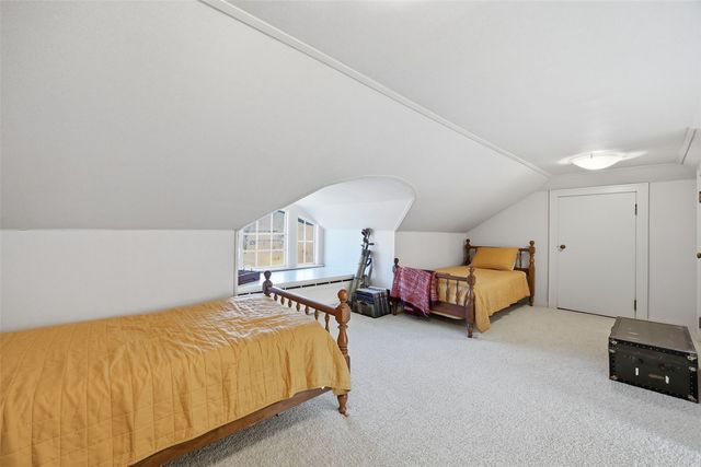 2249 Grande Avenue SE, Cedar Rapids, IA 52403