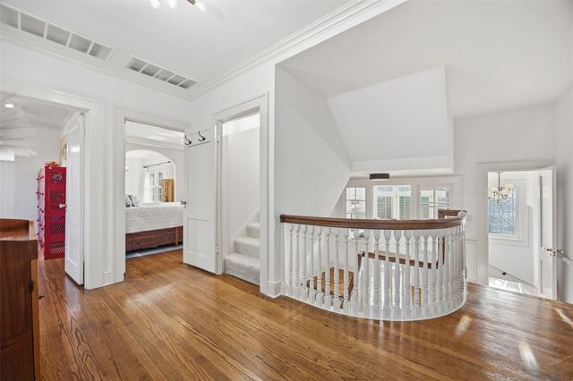 2249 Grande Avenue SE, Cedar Rapids, IA 52403