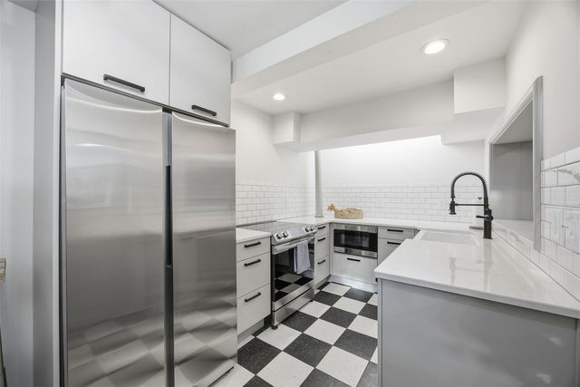 2249 Grande Avenue SE, Cedar Rapids, IA 52403